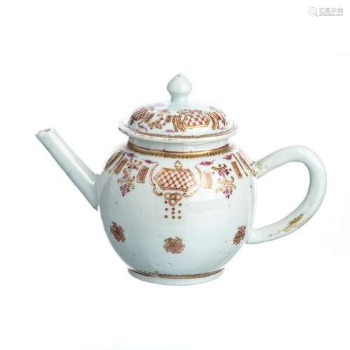 Porcelain teapot from China, Qianlong