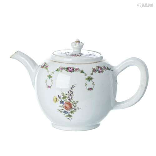 'Famille rose' teapot in Chinese porcelain, Qianlong