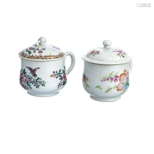 Two cream pots in chinese porcelain, Qianlong