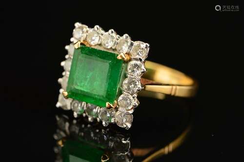 A MODERN EMERALD AND DIAMOND SQUARE CLUSTER RING, square emerald cut emerald measuring approximately