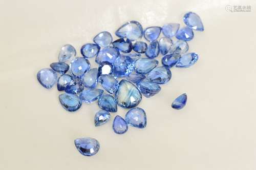 A SELECTION OF PEAR CUT SAPPHIRES, ranging between approximately 4mm x 3mm - 6mm x 5mm, total