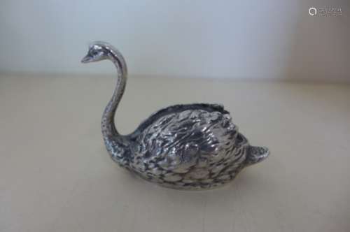 A silver swan, hallmarked Birmingham 1976 - possible menu holder, weight approx 2 troy oz, height