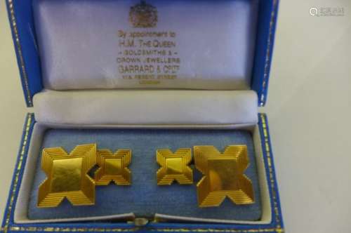 A pair of 9ct Garrards and Co cufflinks, fully hallmarked, diameter 18mm, weight approx 17.6