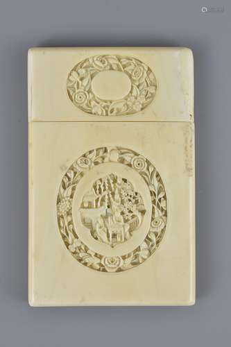 A Chinese 19/20th century ivory card case