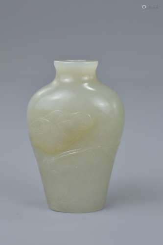 A Chinese 19th century jade snuff bottle