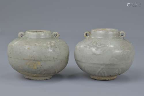 Pair of Chinese Song dynasty small pottery jars