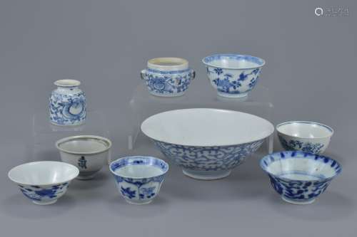 Group of nine Chinese porcelain items