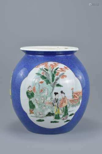 A Chinese 19th century porcelain jar