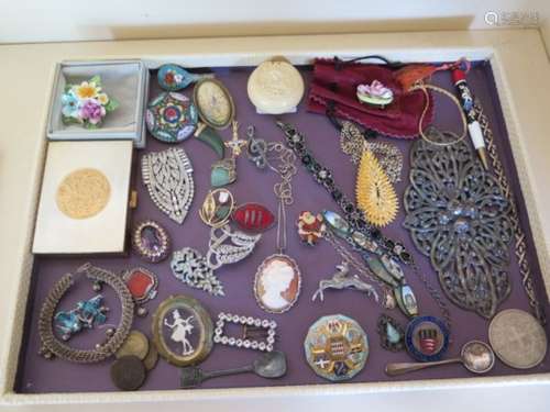 A collection of vintage costume jewellery, including jade/jadite, compact marcasite, micro-mosaic,