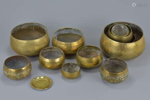 Set of Six Brass Graduating Singing Bowls