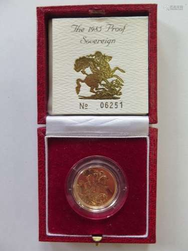 A 1985 proof gold sovereign, no 06251 - boxed