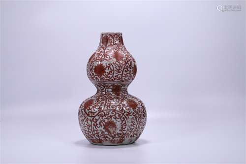 A Chinese Red Glazed Porcelain Double Gourd Vase