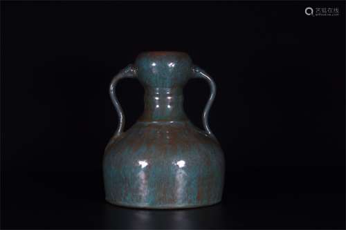 A Chinese Jun-Type Glazed Porcelain Vase