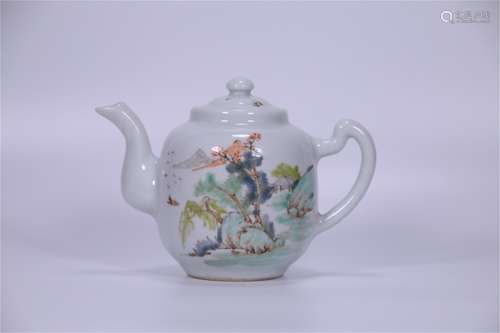 A Chinese Famille-Rose Porcelain Tea Pot