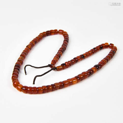 A Chinese Carved Agate Necklace