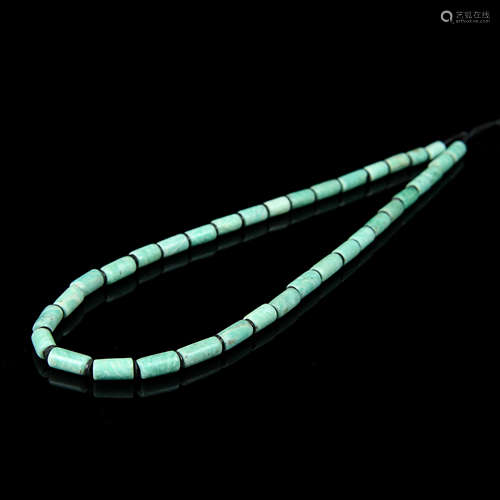 A Chinese Carved Turquoise Necklace