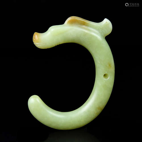 A Chinese Carved Jade Pendant