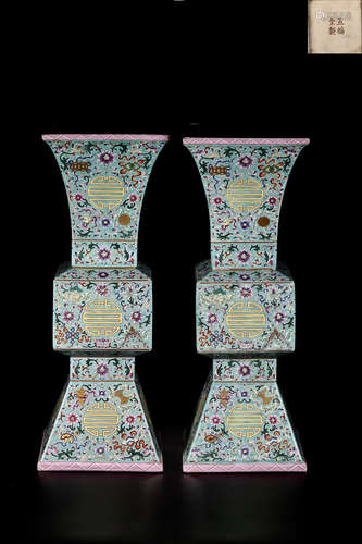 WUFUTANG' MARK FAMILLE ROSE LOTUS PATTERN VASE IN PAIR