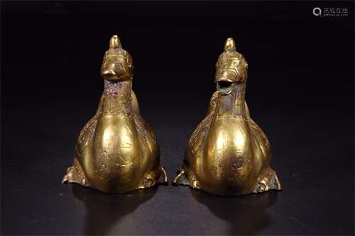 A Pair of Chinese Gilt Bronze Ducks Decoration