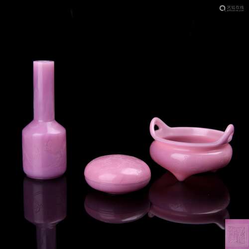 A Set of Chinese Pink Glazed Porcelain Incense Burner, Vase, and Round Box with Cover