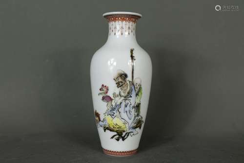 A Chinese Famille-Rose Porcelain Vase