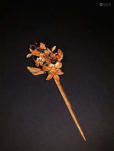 A Chinese Gilt Silver Hair Pin