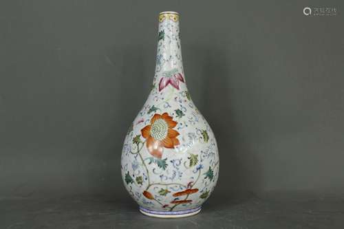 A Chinese Famille-Rose Porcelain Vase