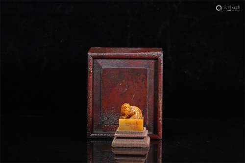 A Chinese Carved Shoushan Seal