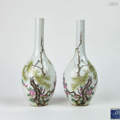 A Pair of Chinese Famille-Rose Porcelain Vases