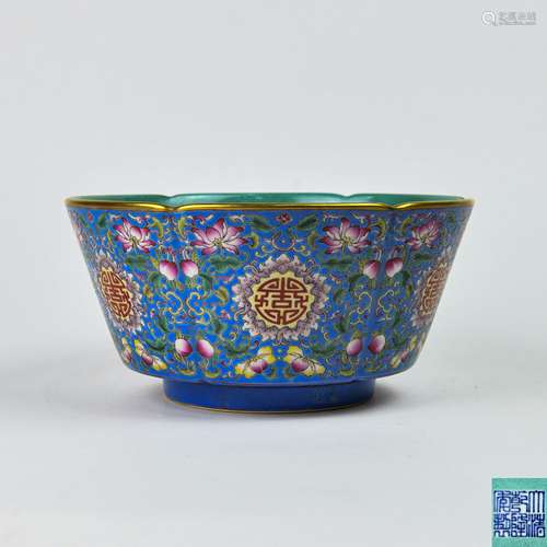 A Chinese Enamel Glazed Porcelain Bowl