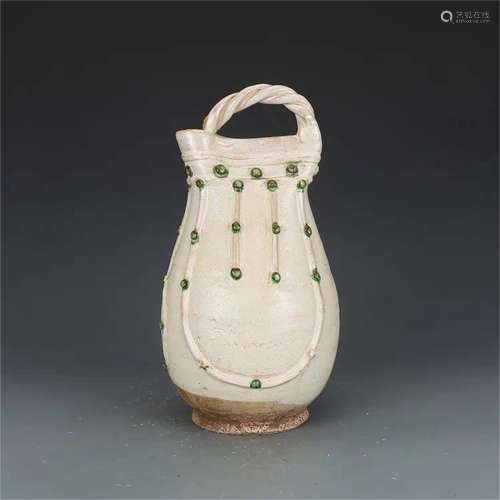 A Chinese San-Cai Glazed Porcelain Vase