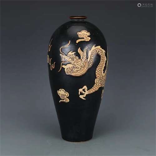 A Chinese Jizhou-Type Black Glazed Porcelain Vase