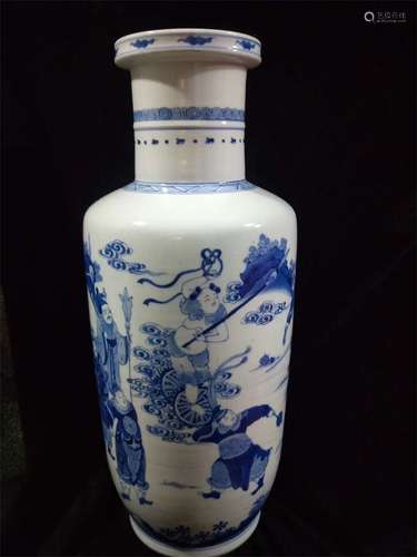 A Chinese Blue and White Porcelain Vase