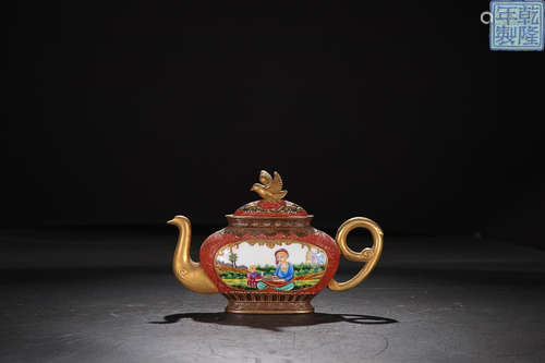 QIANLONG MARK FAMILLE ROSE TEAPOT