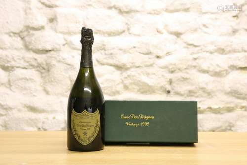 1 BOTTLE CHAMPAGNE DOM PERIGNON VINTAGE 1992,Â (perfect