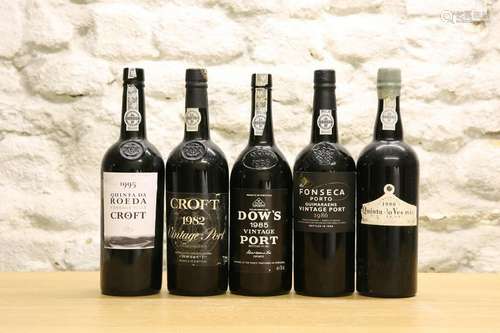 5 BOTTLES MIXED LOT VINTAGE PORT, comprising: 1 bottle