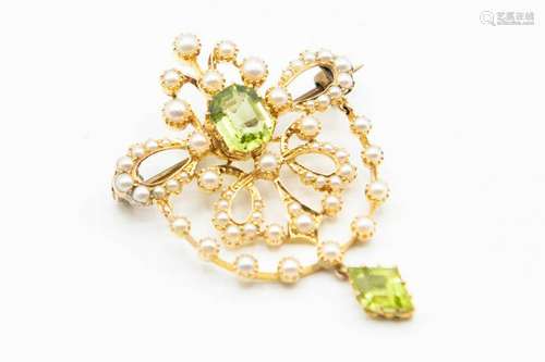 A LATE VICTORIAN SEED PEARL AND PERIDOT BROOCH, the