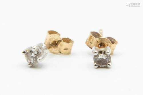 A PAIR OF DIAMOND STUD EARRINGS, the single brilliant