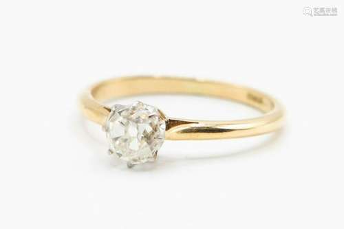 AN 18CT YELLOW GOLD AND DIAMOND RING, the single old