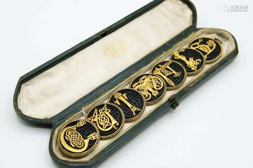 AN IRISH GILT METAL BRACELET, circa 1850-1870, formed