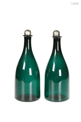 A PAIR OF EARLY 19TH CENTURY GREEN GLASS FLASK