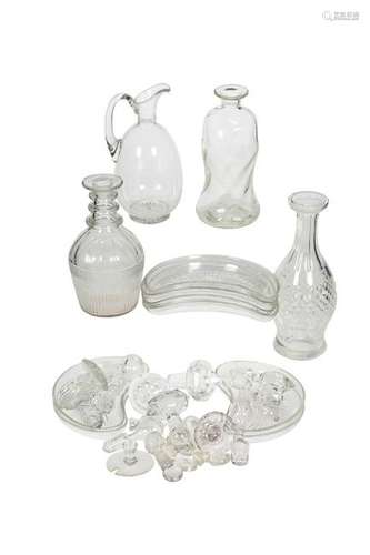 A COLLECTION OF COUNTRY HOUSE GLASS, including three