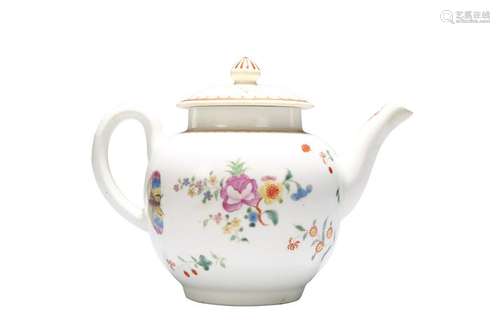 A WORCESTER PORCELAIN TEAPOT AND COVER, c. 1765,