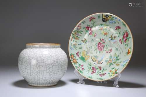 A CANTONESE ENAMEL DECORATED PLATE, MID 19TH CENTURY,