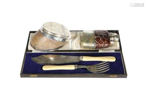 A VICTORIAN SILVER-PLATE MOUNTED HOOF TABLE SNUFF,