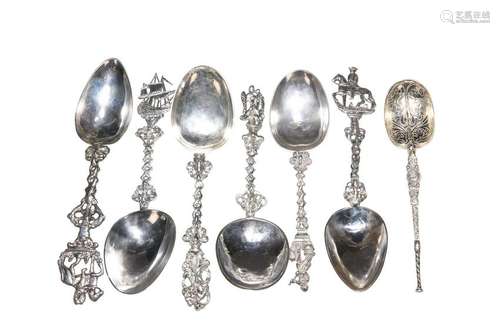 SIX DUTCH SILVER SPOONS AND A VICTORIAN SILVER-GILT