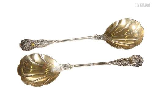 A PAIR OF LATE VICTORIAN SILVER AND SILVER-GILT FRUIT