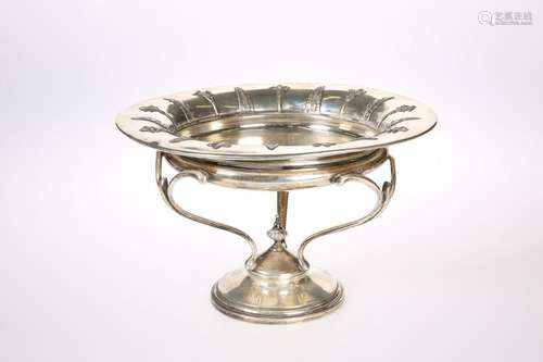 AN ART NOUVEAU SILVER TAZZA, ACKROYD RHODES, LONDON