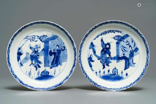 A pair of Chinese blue and white plates, Chenghua mark,