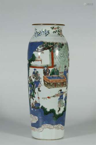 QING DYNASTY WUCAI VASE FIGURES